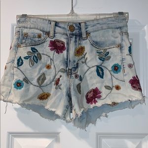 Flower patterned shorts